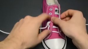 Как завязать шнурки на кроссовки прикольно и красиво.