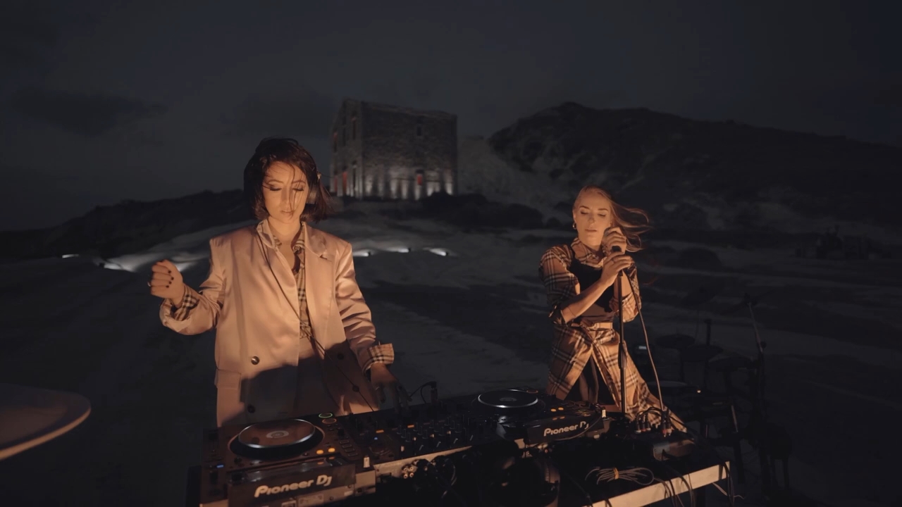 Giolì & Assia - #DiesisLive @Punta Bianca, Agrigento смотреть онлайн