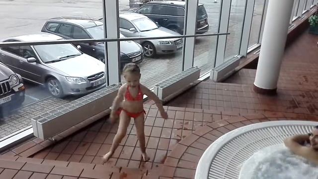Эстония. Аквапарк. Май 2017 года