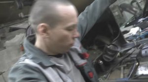 Крепление КПП  и раздатки на второй стороне Нива полный кузовной ремонт ч.16