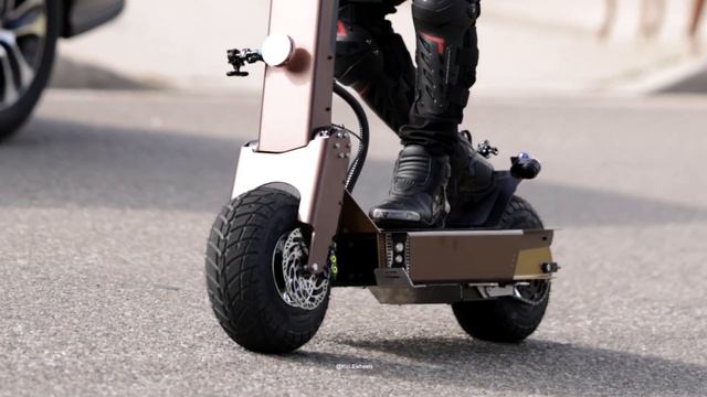 Inmotion stepping up to the electric scooter game with the RS super scooter смотреть онлайн