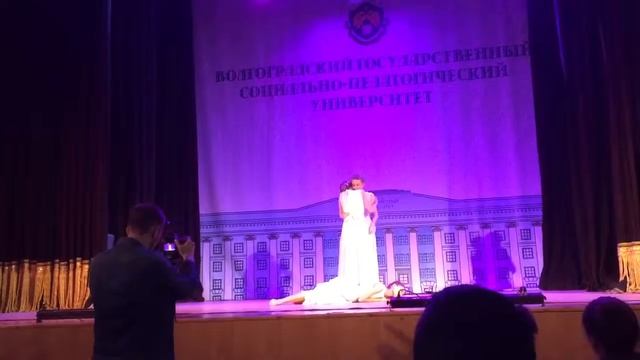 Три сестры. Танец. Three sisters. Russian. Dance