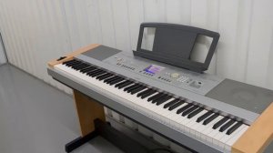 Yamaha DGX-640 portable grand digital piano keyboard arranger stock number 23190
