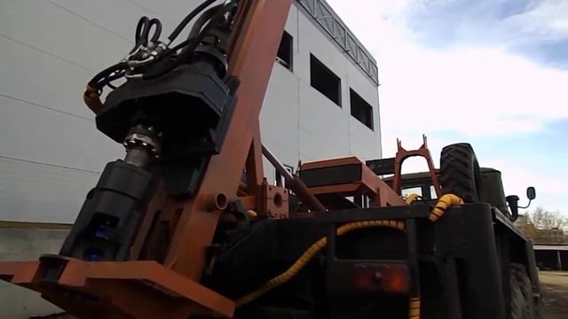 Буровая установка УРБ 74СТ в действии смотреть онлайн