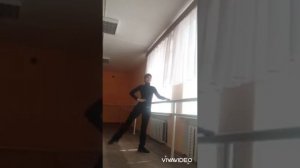 Народный станок для старших: батман тандю жете.
