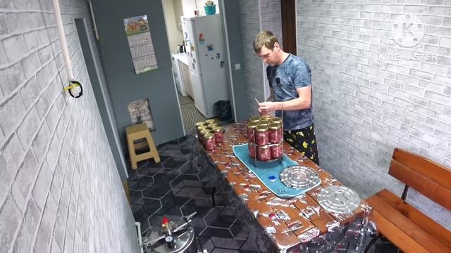 Переработка деревенского мяса! Готовим тушенку с автоклавом Малиновка.