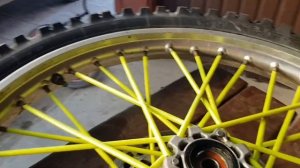 замена сальников передней вилке хонда XR 250,и полное т.о, смазка всех узлов и колёс