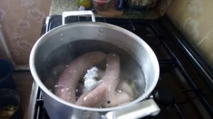 # Колбаса из куриных, утиных потрохов.