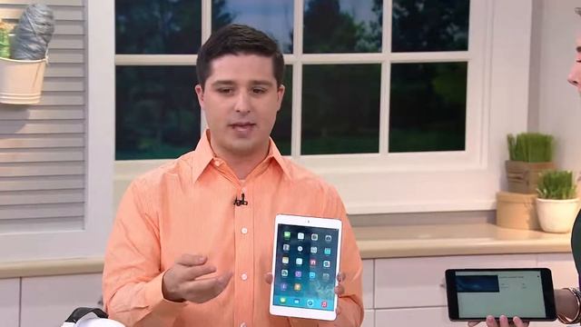 Apple iPad Mini 16GB WiFi with Speaker Stand & 7 Piece Accessory Kit with Jane Treacy смотреть онлайн