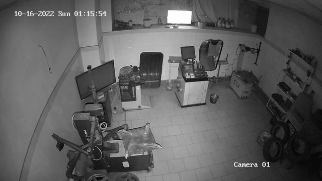 Работаем круглосуточно Шиномонтажка