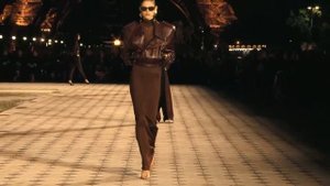 Saint Laurent мода в Париже весна лето 2023 - Одежда, сумки и аксессуары