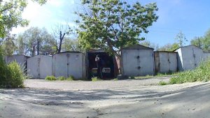 Заезд в узкий гараж