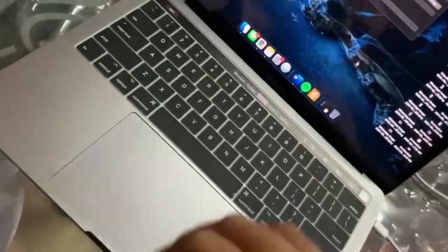 Mac Book Pro Used смотреть онлайн