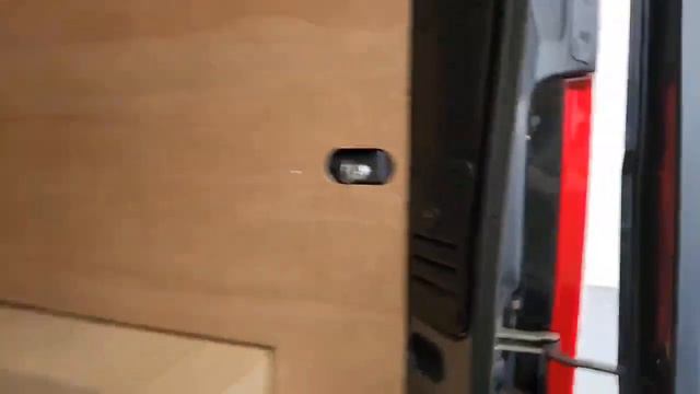 Peugeot Boxer 335 L3 Diesel 2.2l Walkaround video смотреть онлайн