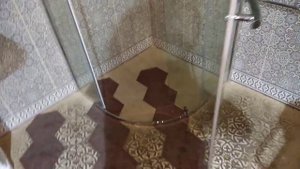 Devit Comfort FEN1123 полукруглая душевая кабина с открывными дверями Девит Комфорт