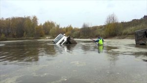 УТОПИЛИ ТРЁХОСНЫЙ УАЗ В ДЕНЬ РОССИИ!