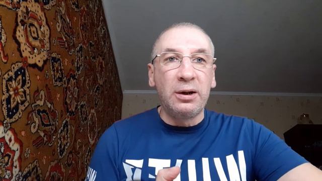 КТО ДУМАЕТ , ЧТО ОН ЧТО ТО  ,  ТОТ ОБМАНЫВАЕТ САМ СЕБЯ !!!