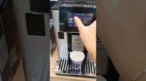 Распаковка  и первое включение кофемашины Delonghi ECAM 610.74.MB