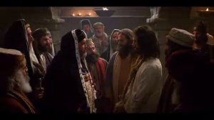 Иисуса Христа судит первосвященник Каиафа!