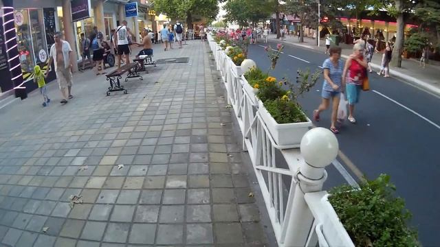 ВЛОГ ИЗ АНАПЫ/ ВЕЧЕРНЯЯ ПРОГУЛКА ПО АНАПЕ/ПАРК РАЗВЛЕЧЕНИЙ смотреть онлайн