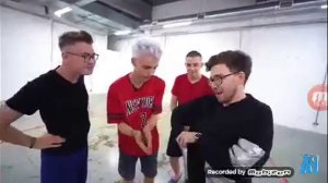 Смотрим а4 кто последний выйдет из круга получит 1000$ челендж