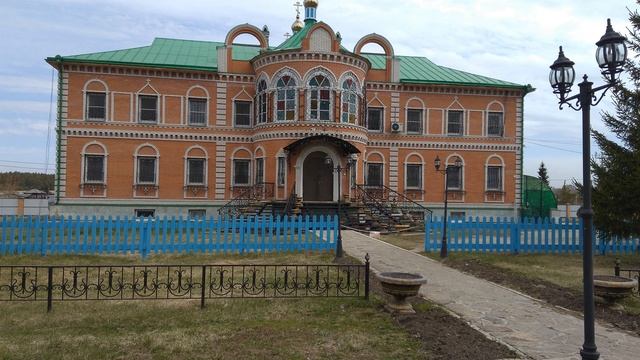 Адамяны Сытники . Мелкие людишки. Жаль вас. смотреть онлайн