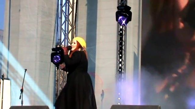 Видео. Поет Юлия Смирнова. смотреть онлайн