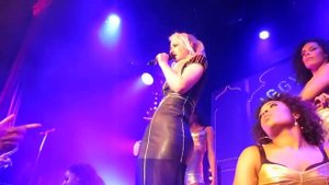 Iggy Azalea - Work (Live At Bowery Ballroom)