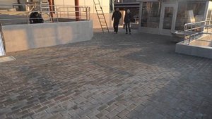 Укладка тротуарной плитки и гранитной брусчатки