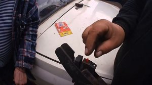 Травмат против авто. Смотреть с 0:10