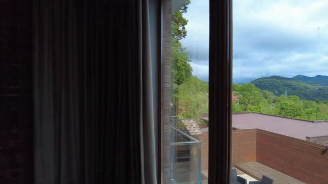 Продам домик с ремонтом в Хосте. Бассейн , баня, 6 соток. смотреть онлайн