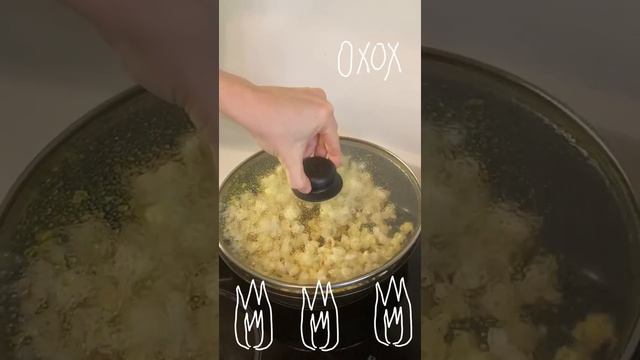 Как приготовить попкорн на сковороде? How to cook popcorn in a frying pan? смотреть онлайн