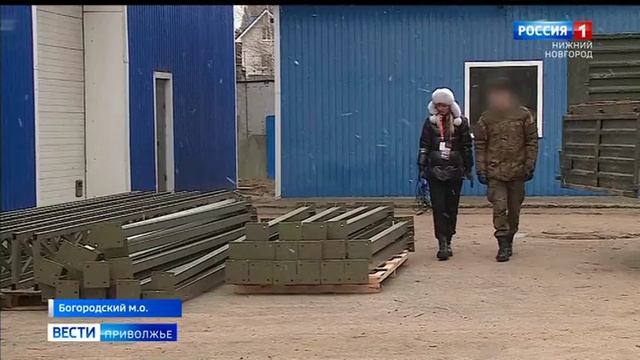 Группа помощи фронту "Козьма Минин" собрала стальной навес для бойцов СВО