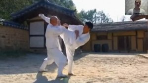 ТХЭККЁН. ВЗГЛЯД СО СТОРОНЫ.