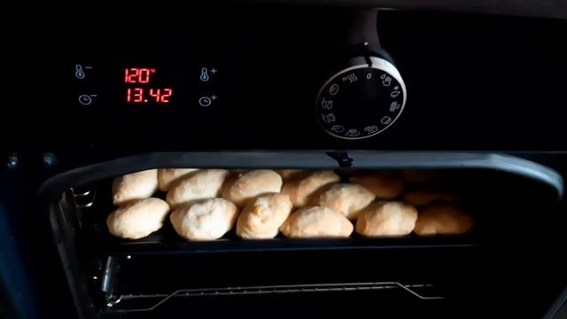 Электро духовка Gorenje BO75SY2B,  сенсор сам включается!!!!!