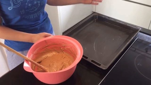 ПИРОГ С КЛУБНИКОЙ. Простой и быстрый рецепт. смотреть онлайн