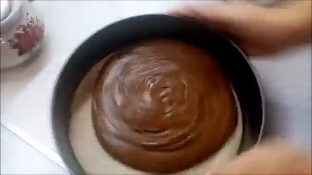 ОЧЕНЬ ПРОСТОЙ И ВКУСНЫЙ ШОКОЛАДНЫЙ ТОРТ НА КЕФИРЕ ПОД СМЕТАННЫМ КРЕМОМ!!!