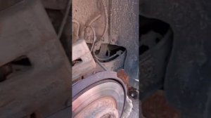 Кия Оптима, замена задних тормозных колодок с электрическим ручником...