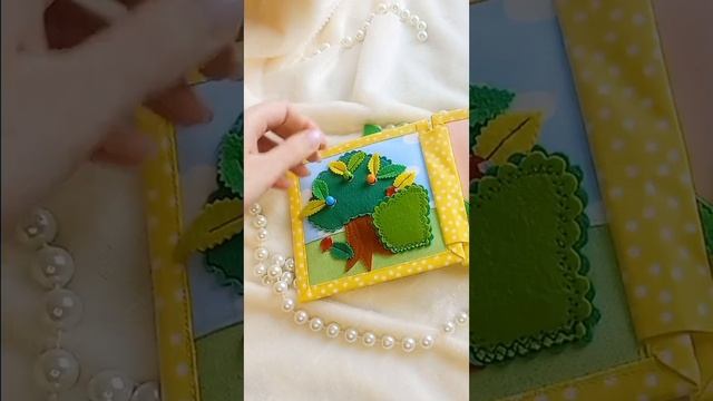 Развивающая книга /felt book