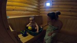 Баня с малышом! Безопасно для ребенка?