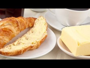 Во Франции дефицит сливочного масла сказался на любителях круассанов