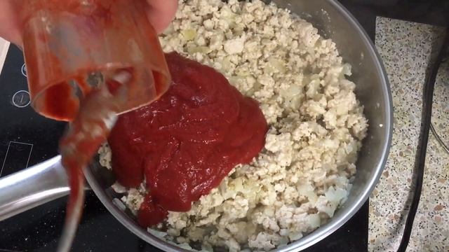 Паста с мясным фаршем в сливочном соусе.//Pasta with minced meat in cream sauce смотреть онлайн