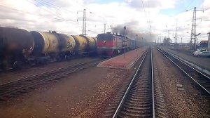 2тэ10м тянет контейнеры....станция Тяжин
