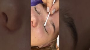 Снятие наращённых ресниц. Снятие нарощенных ресниц. Ремувер