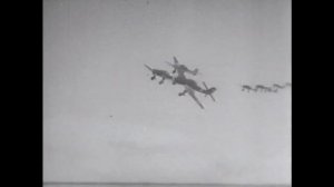 1940 г История разгрома Франции и бегства Британского экспедиционного корпуса к себе на остров .