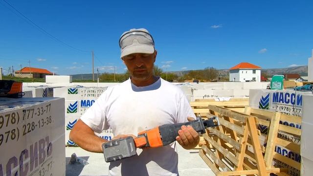 Сабельная пила AEG BUS 18 отзыв. смотреть онлайн