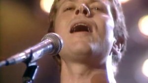 Robert Palmer - Bad Case Of Loving You (Live)