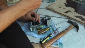 How to clean Yamaha 9.9hp-15hp 2 stroke carburetors