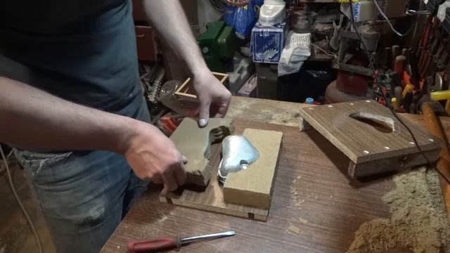 Литьё силумина. Крышка Урал М 75. смотреть онлайн