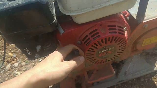 Как запустить виброплиту. Инструкция